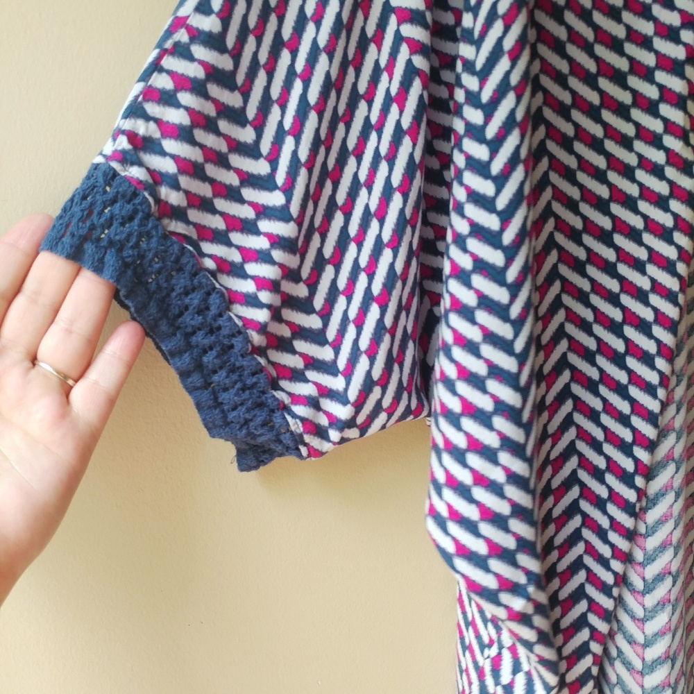 GAP Kimono - Picture 2 of 4